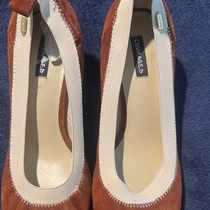 Courrèges Women's Tan Suede Heels